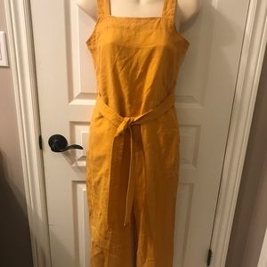 Everlane jumpsuit. Size 00 Gold